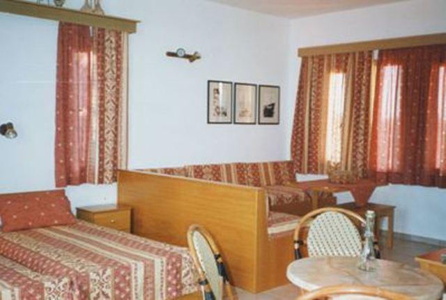 Vamos Palace Apartments Oda fotoğraf